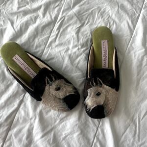 Amy Jo Gladstone Needlepoint Gray Horse Equestrian Slipper Shoes Size S